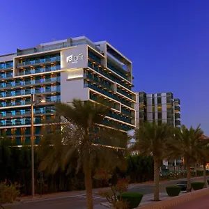 **** منتجع ألوفت نخلة الجميرة الإمارات العربية المتحدة